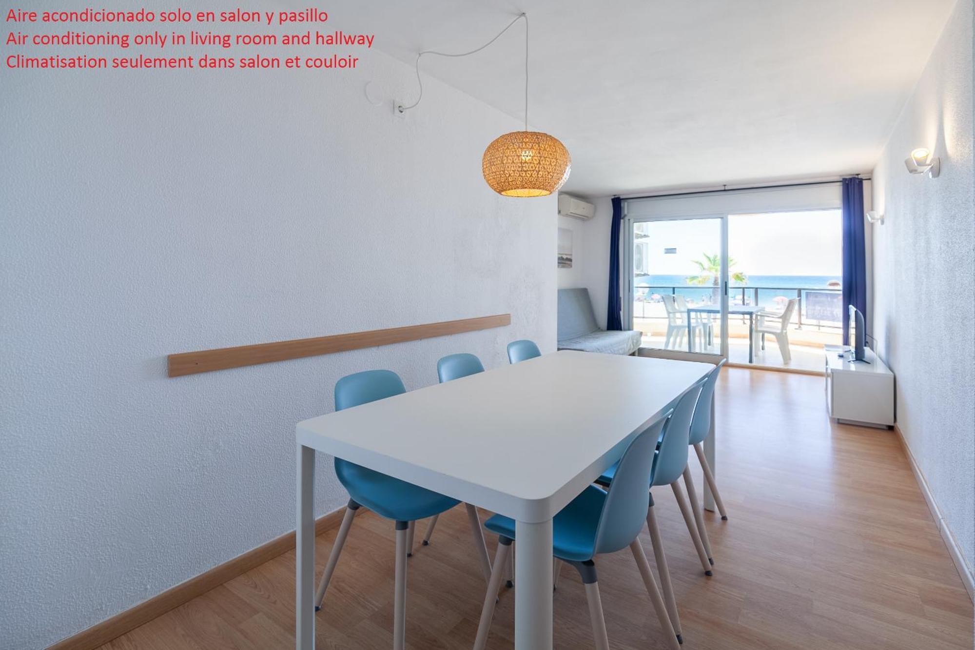 Uhc Mexico I Apartments กัมบริลส์ ภายนอก รูปภาพ