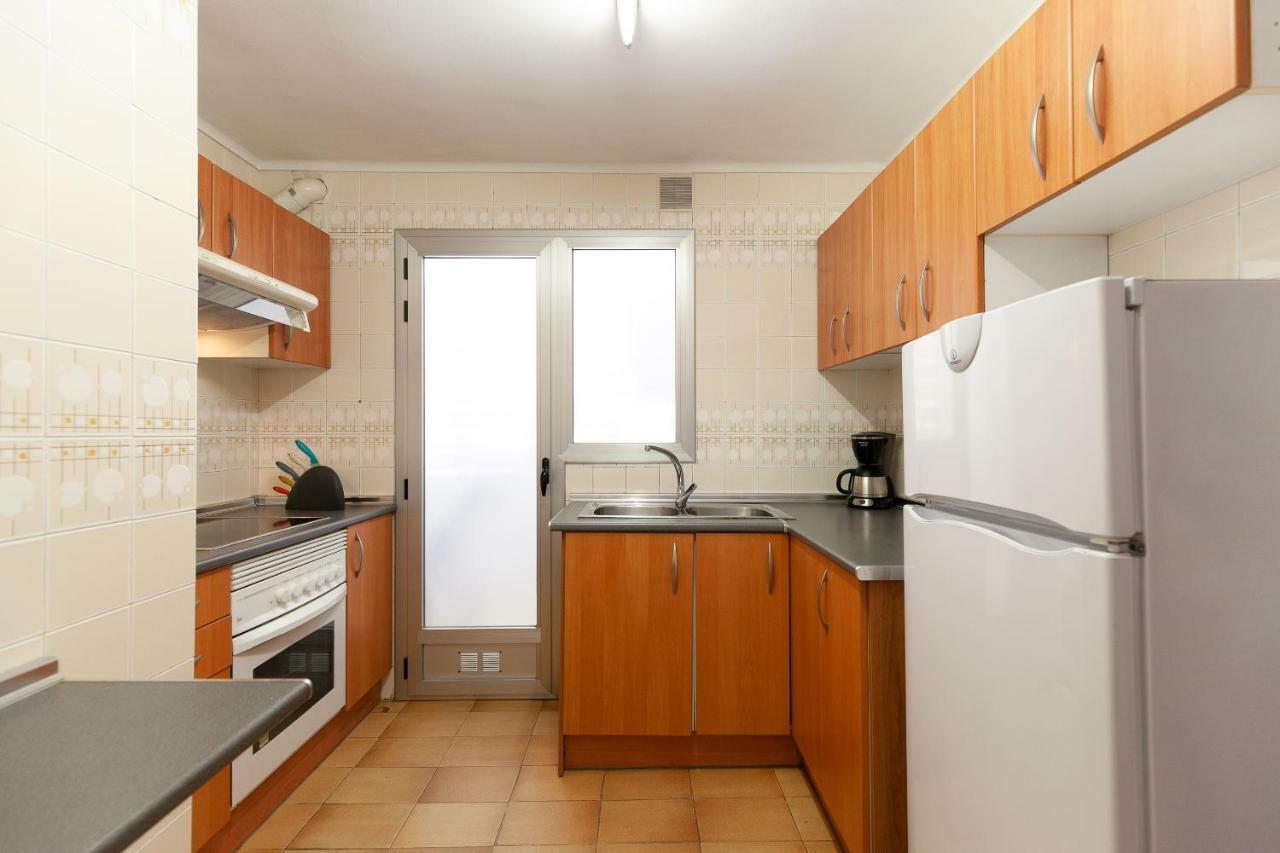 Uhc Mexico I Apartments กัมบริลส์ ภายนอก รูปภาพ