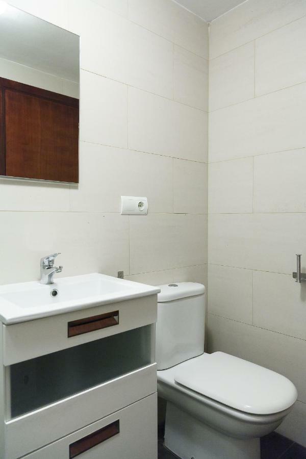 Uhc Mexico I Apartments กัมบริลส์ ภายนอก รูปภาพ